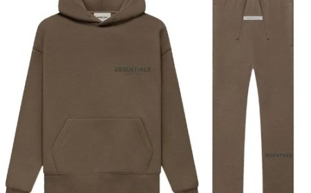 From Gym to Street in an Essential Tracksuit