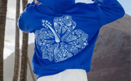 The Pink Palm Puff: A Stylish Clothing Brand