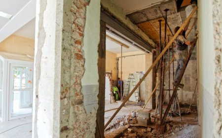 How Asbestos Removal Services Protect Your Health and Property