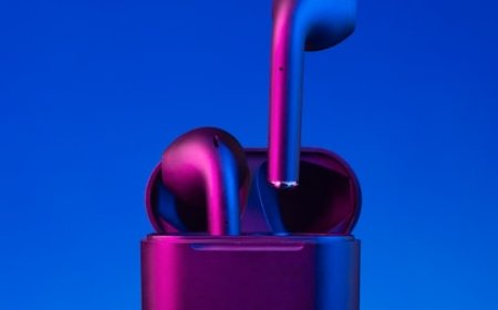 The Ultimate Guide to Leather Laptop Bags in Pakistan & AirPods Pro Leather Cases