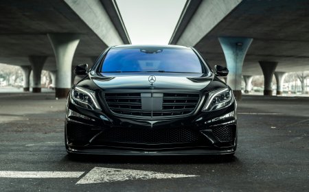 Book a Black Limousine Service for Comfort & Style Today