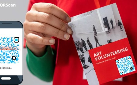 Who Uses Random QR Codes and Why?