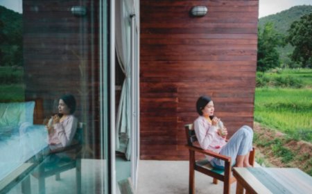 A Local’s Guide to Chatham Village: What to See & Do