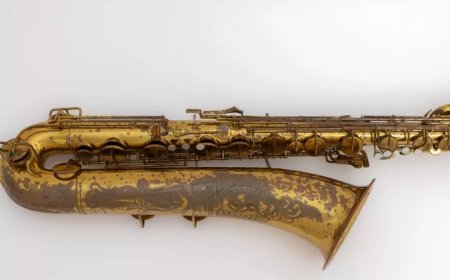 How Big Is a Baritone Saxophone? Size & Dimensions Explained