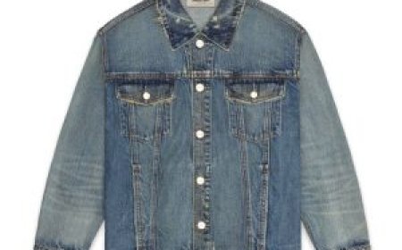 Essentials Hoodie: Timeless Comfort, Effortless Cool