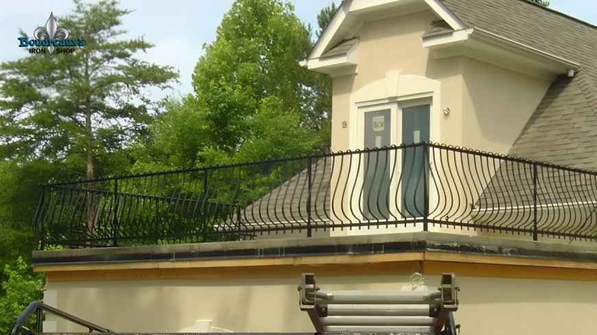 12 Genius Exterior Balcony Railing Ideas That Combine Safety and Style