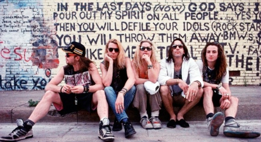 10 Grunge Bands You Should Know in the 1990s
