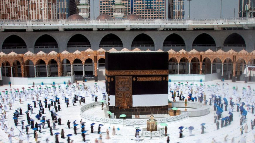 How to Save Money on 5 Star Umrah Packages?