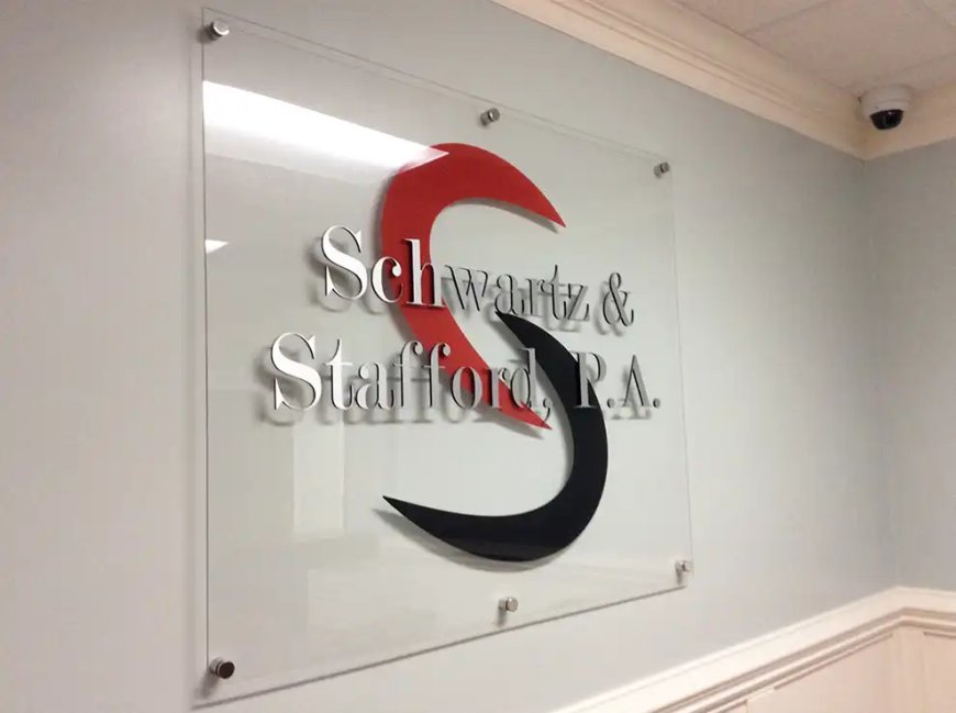 Acrylic Signage Trends Taking Over Alexandria VA Workspaces