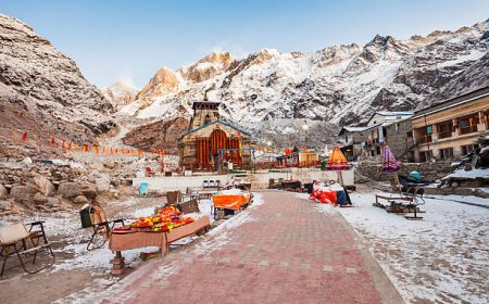 Top 10 FAQs About do Dham yatra by helicopter—Answered by Pilots & Guides