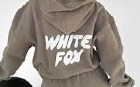 White Fox Hoodie UK: Where Comfort Meets Cool in Everyday Fashion