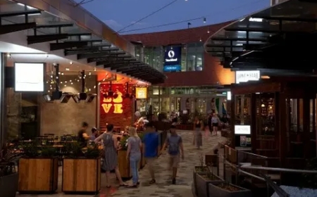 Where To Fix Your Sugar Cravings By The Sea