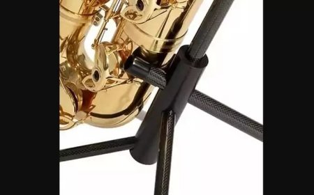 Best Baritone Saxophone Stand for Stability & Protection
