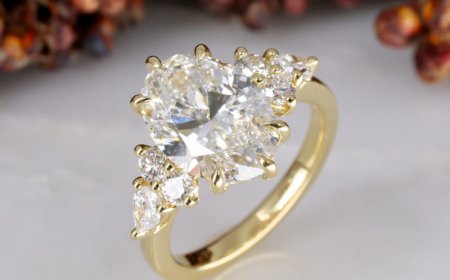 A Tradition Reimagined: The Oval Cut Engagement Ring for a New Generation