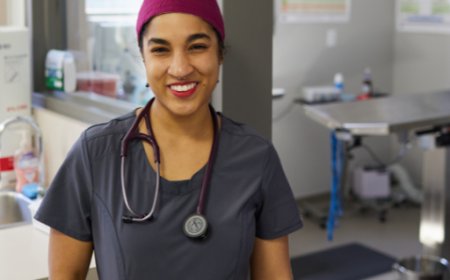 Vet Tech Salary Guide 2025: What You Can Expect to Earn