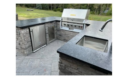 Top Considerations When Hiring Outdoor Kitchen Builders in Aurora