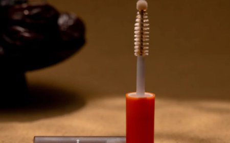 Aiza Beauty On-the-Go: Travel Essentials Every Skincare Enthusiast Needs