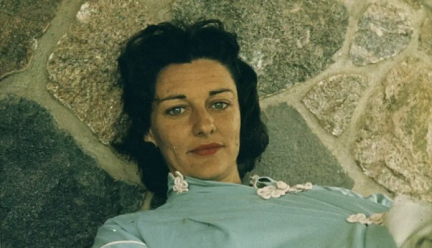 What Symbolism Frequently Appears in Anne Sexton's Poetry?