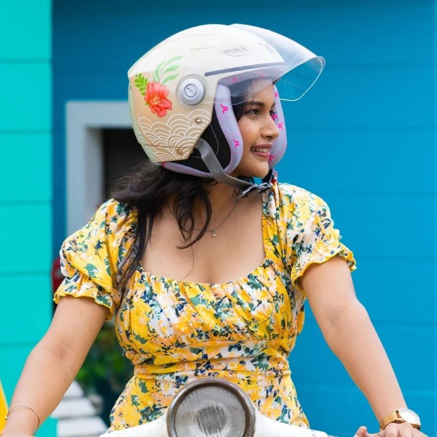Tvarra Helmet Review: Why It’s a Top Pick for Women Riding Scooters