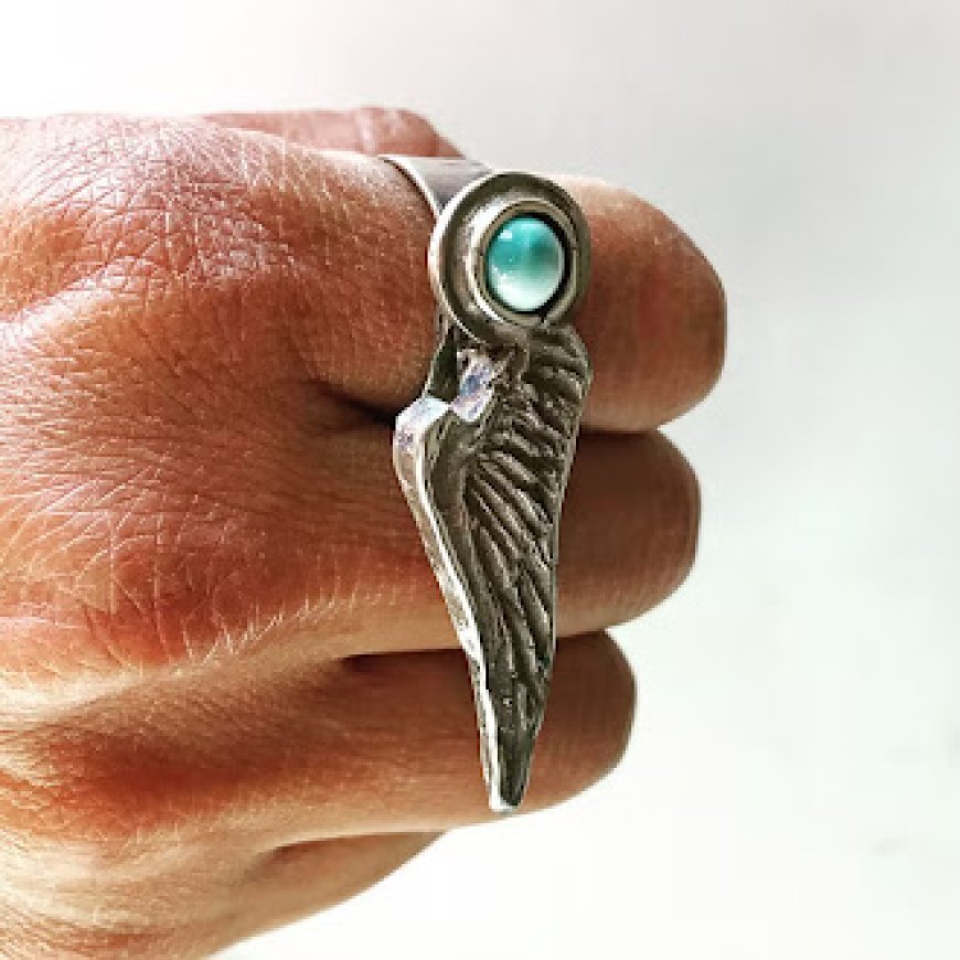 From Work to Weekend: Wearing a Men’s Cross Ring Anywhere