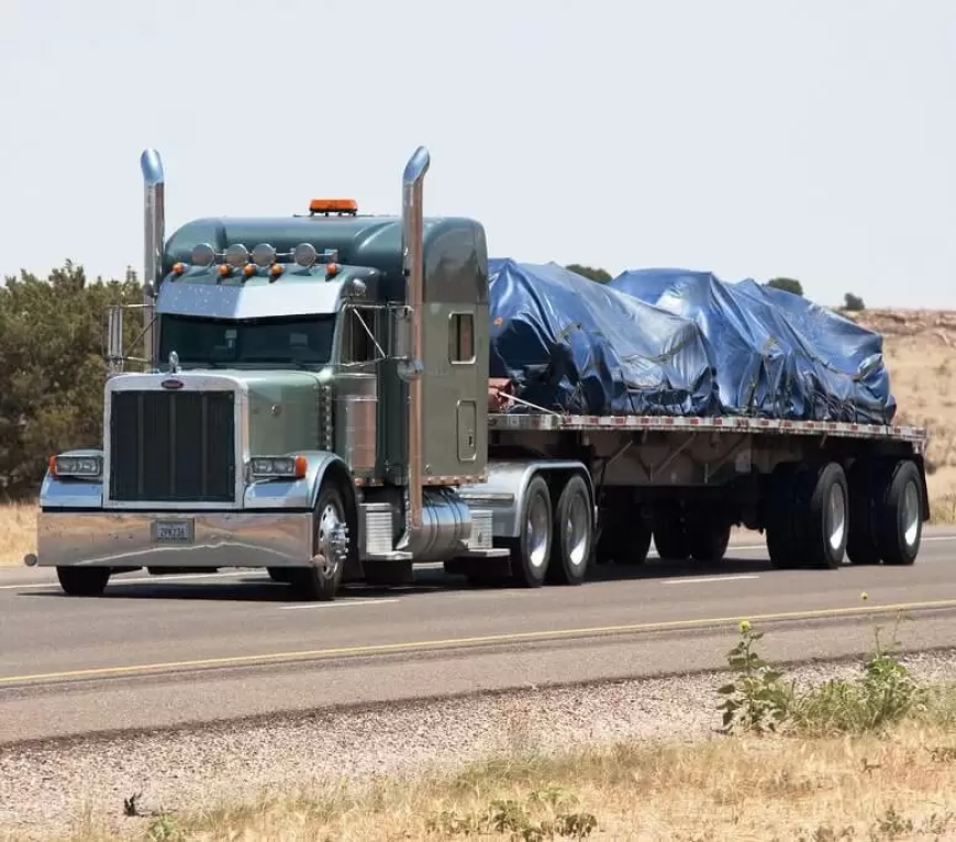 Can Vinyl Tarps Keep Asphalt Hot During Transport?