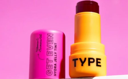 Hydra Jelly Tint: The Perfect Lip & Cheek Color for Your Monsoon Look