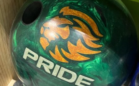 What Specific Techniques Do Bowling Lessons for Adults Focus On First?