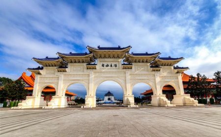 Dubai: Where Every Journey Becomes an Experience