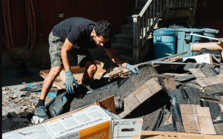 How Junk Removal Services Keep Communities Clean