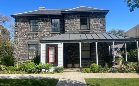 Enhancing Landscapes with Expertly Built Retaining Walls in Melbourne