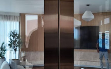 How Do Luxurious Lifts Improve Comfort and Design in Expensive Settings?