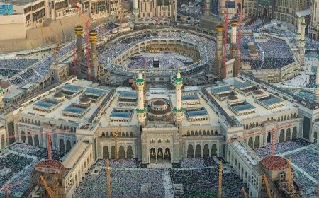 Exploring the Rich History and Architecture of Masjid Al Jinnah in Makkah