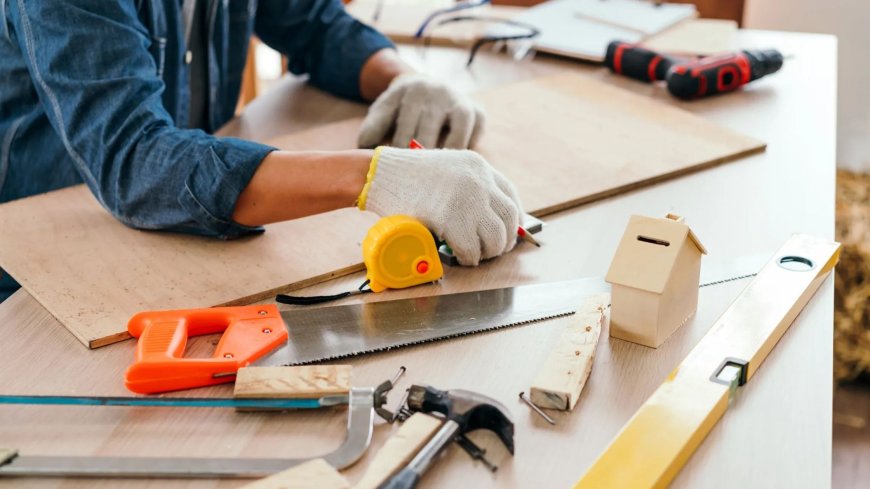 Top 9 Reasons to Call an Emergency Handyman Before It’s Too Late
