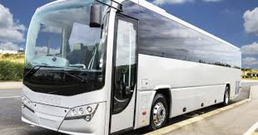 Perfect Ride: Coach Hire with Driver for Corporate Trips