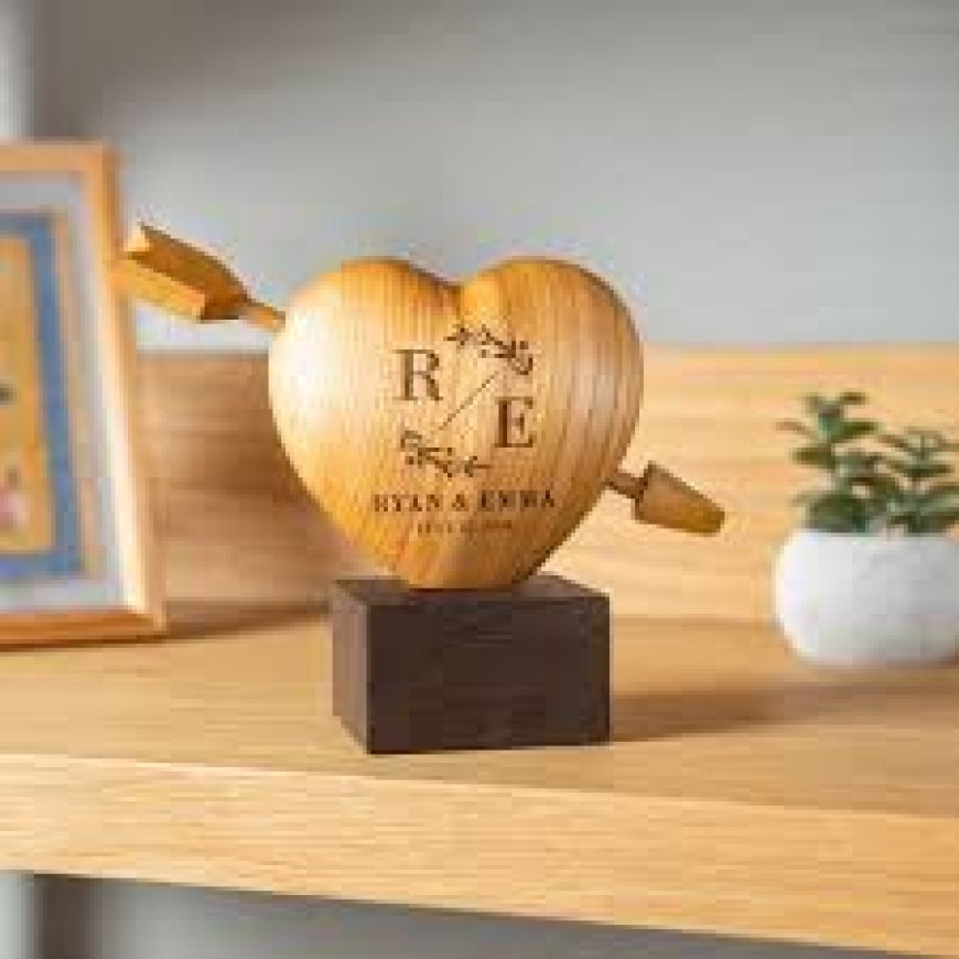 7 Forest Decor 20 Anniversary Gifts That Capture Two Decades of Love