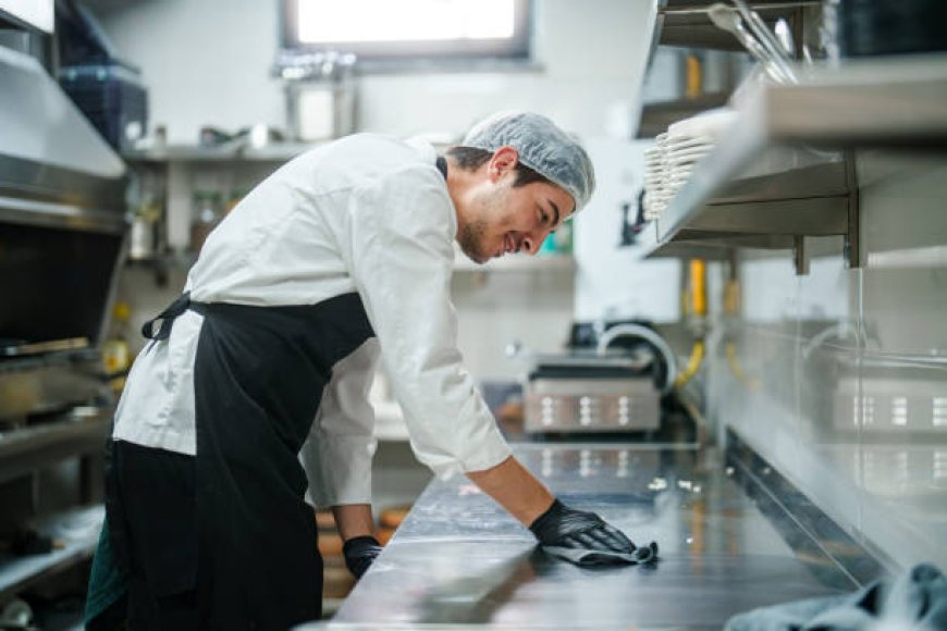 How Commercial Kitchen Cleaning Can Improve Efficiency and Hygiene