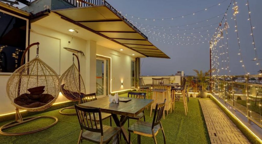 Rooftop Party Places In Gurgaon Offering Live Music & Great Food