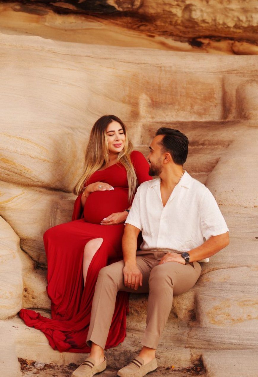 Outdoor vs. Studio: Choosing the Right Maternity Photography Sydney