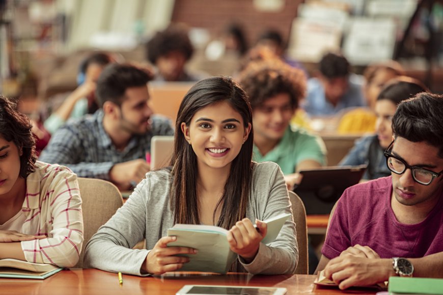 Why Students Prefer Bank Coaching in Chandigarh Over Online Classes