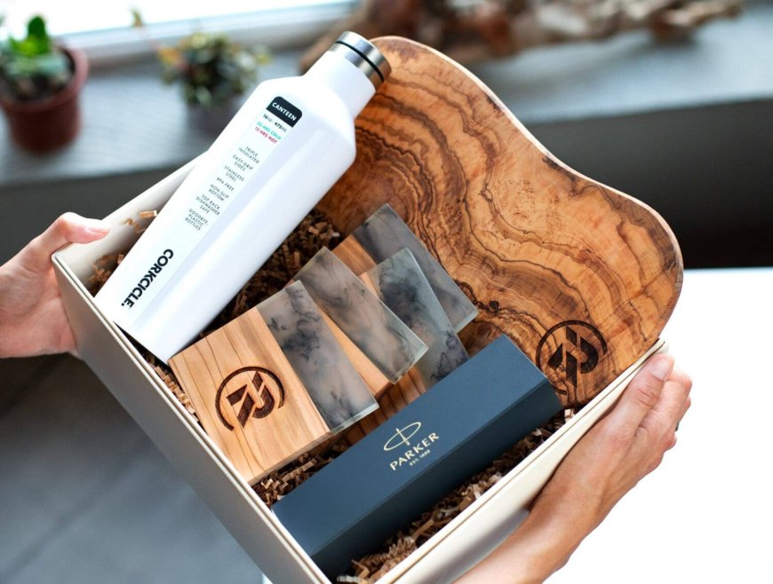 Which Personalized Employee Gifts Leave a Lasting Impression?