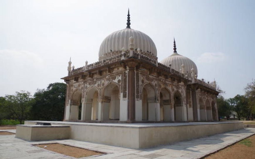 What Are the Best Museums to Visit on Hyderabad Tour