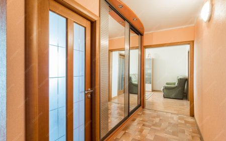 Can oak stable doors add timeless charm and durability to modern homes