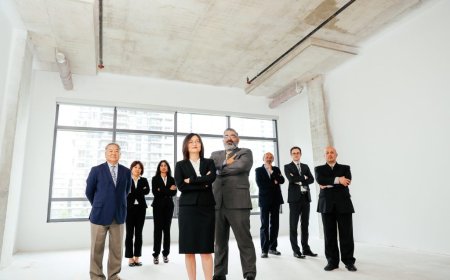 How Toronto Immigration Law Firms Simplify the Permanent Residency Process