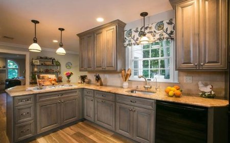 Choosing the Perfect Kitchen Cabinets: Style, Functionality, and Durability