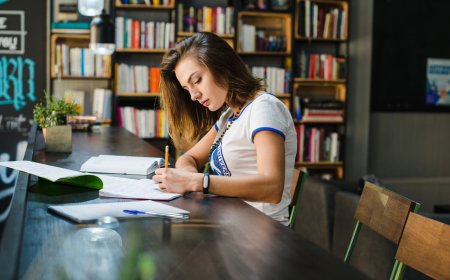 Top 5 Reasons Students Say: “Please Do My Assignment for Me!”