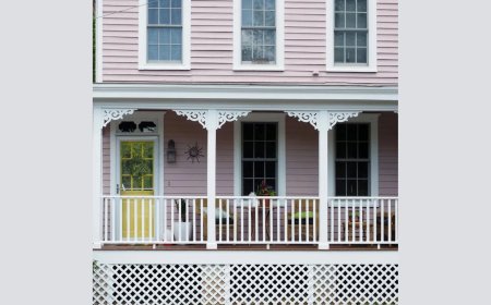 The Art of Painting Wood Siding Without Losing Its Natural Beauty