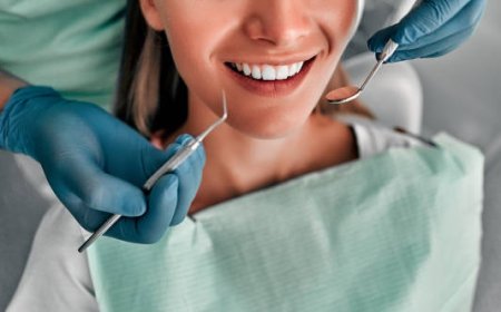 Smiles that Shine: Finding Exceptional Dental Care in Santa Clarita