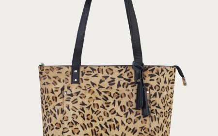 Why a Genuine Leather Messenger Bag UK is the Best Choice for Professionals