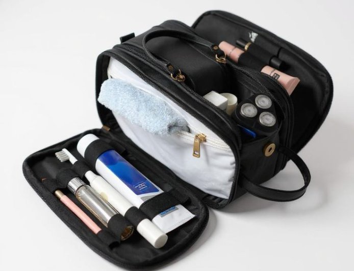 Mini kit de nettoyage de voyage pour hôtel : l’indispensable du globe-trotter
