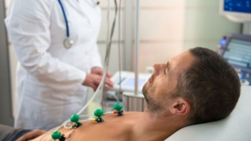 Career Opportunities After Graduating from an EKG Technician Training School